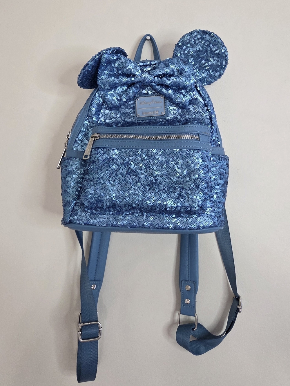 Disney Parks Loungefly Minnie Mouse Hydrangea Blue Sequin Mini Backpack - Picture 4 of 11